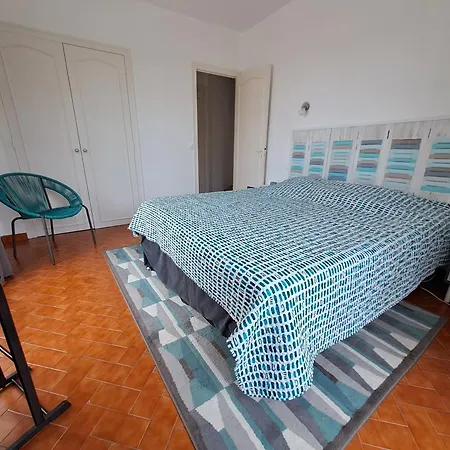 Villa Blanche Spacieuse Pour 8